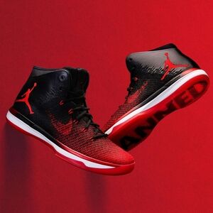 Jordan 31 Banned Men's Size 8.5 Mint Condition with Original Box and Inserts OG